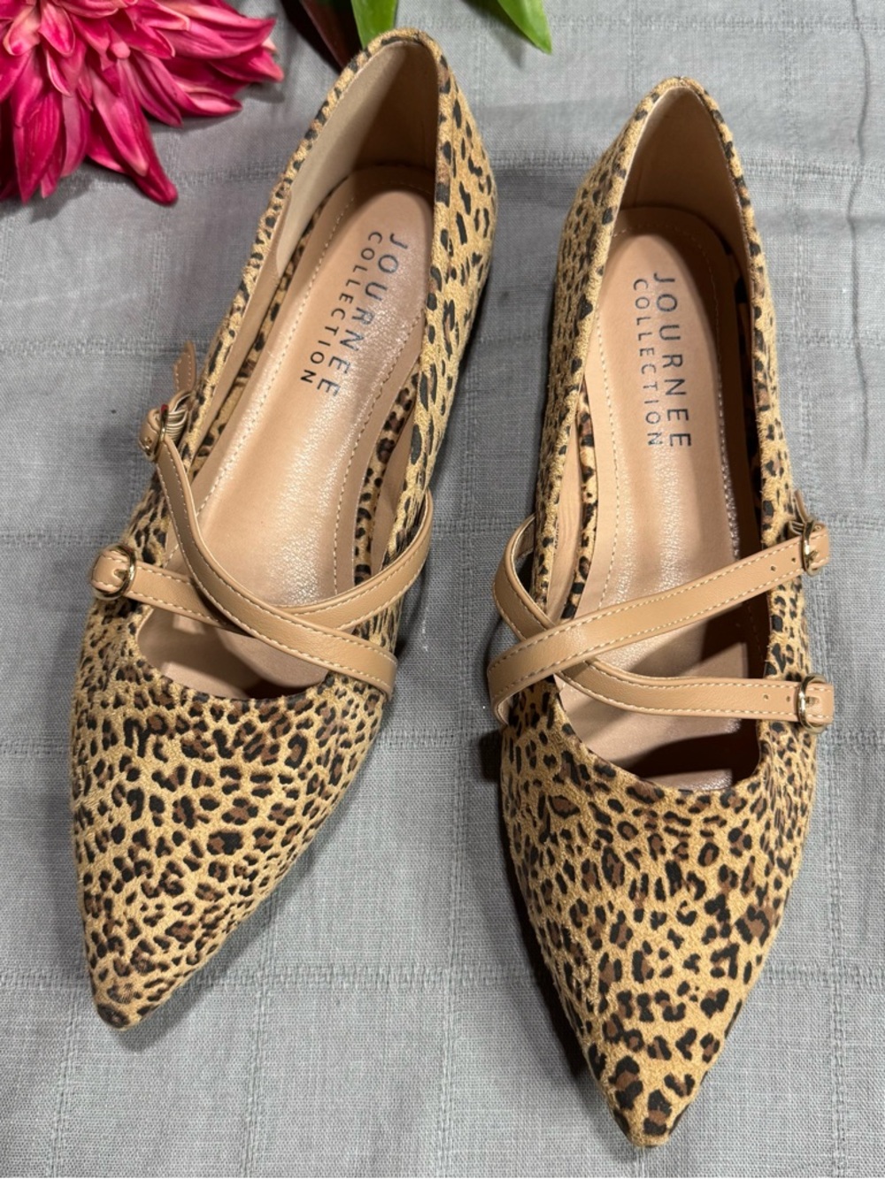 Journee Collection Leopard Print Double Strap Mary Jane Flats Size 9 - Picture 4 of 12